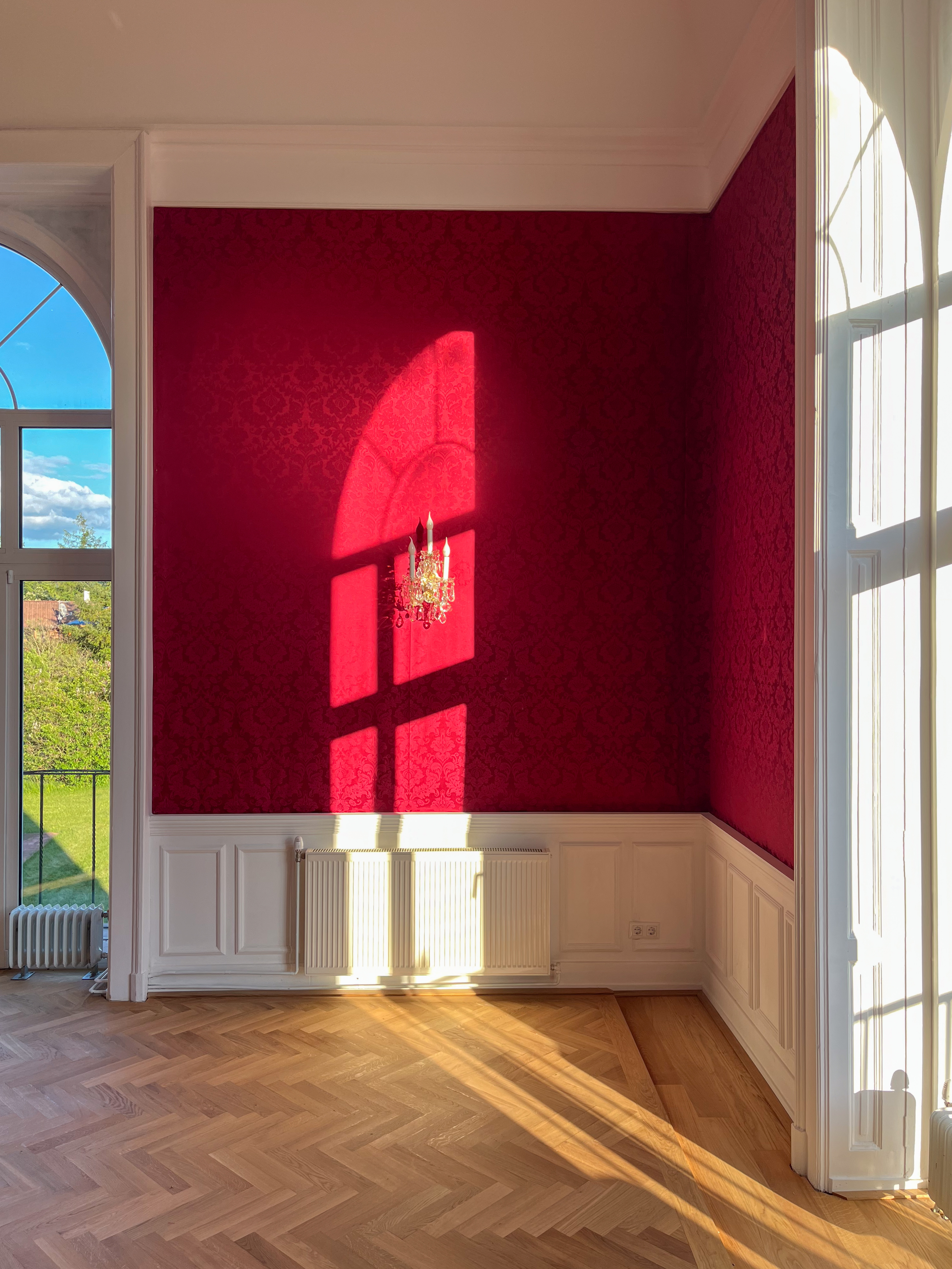 Roter Salon im Schloss Mühlhof